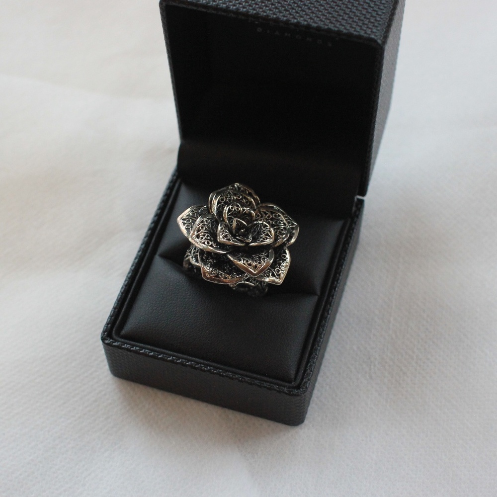 Bold Silver Flower Ring